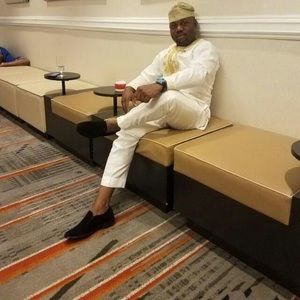 Meet your Posher, Afolabi